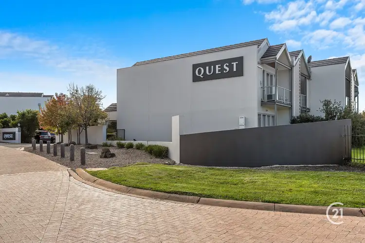 10/9 Greg Norman Drive, Sanctuary Lakes VIC 3030