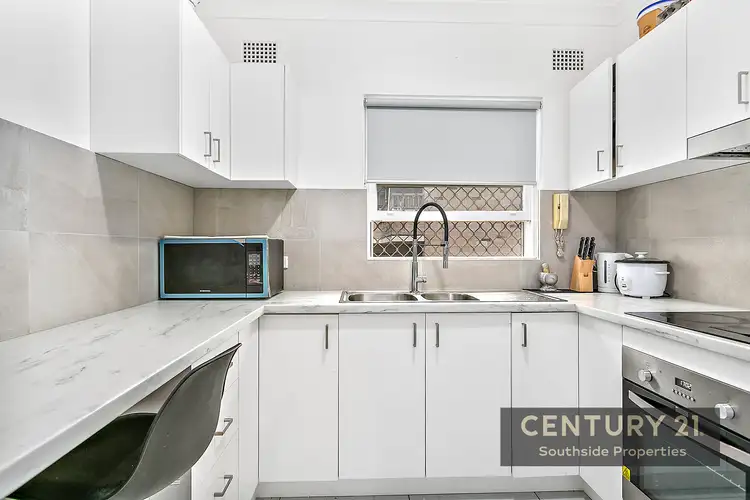 7/23 Gloucester Road, Hurstville NSW 2220