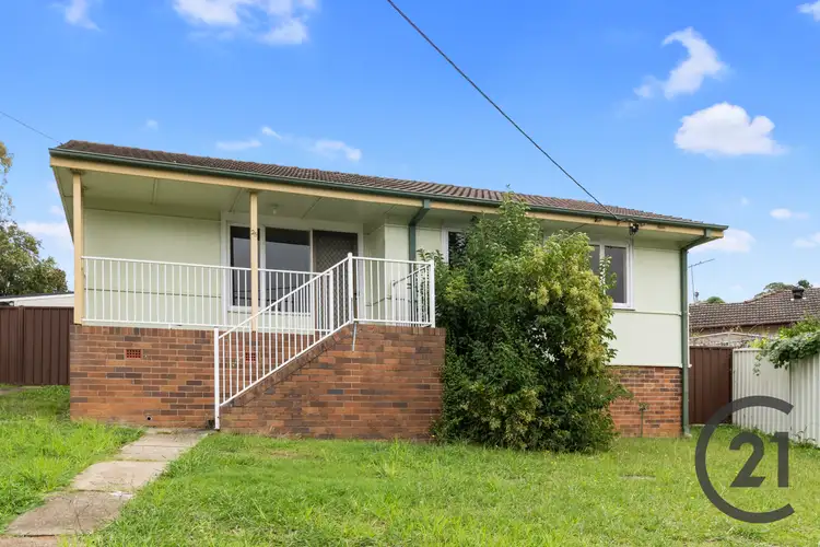 25 Aberdeen road, Busby NSW 2168