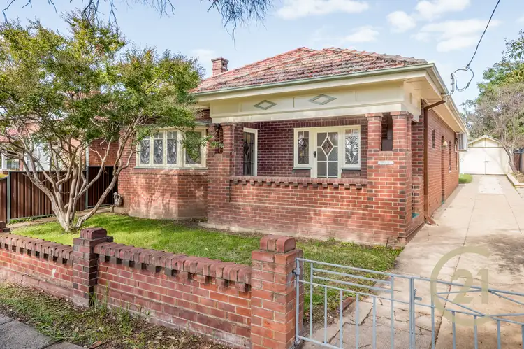 228 Russell Street, Bathurst NSW 2795