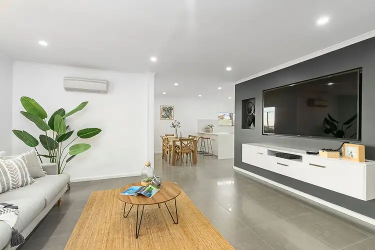 14 Gondola Grove, Para Hills SA 5096