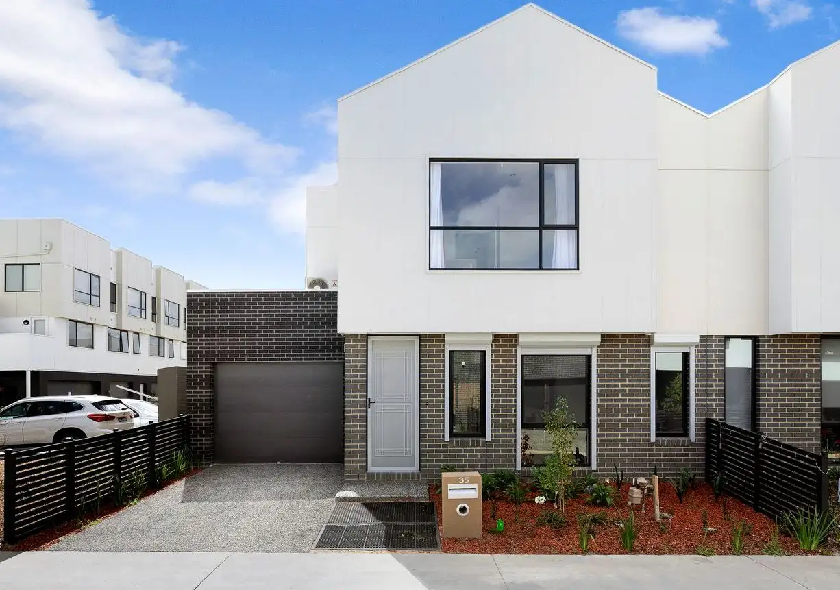 Main view of Homely townhouse listing, 35 Quarter Circuit, Springvale VIC 3171