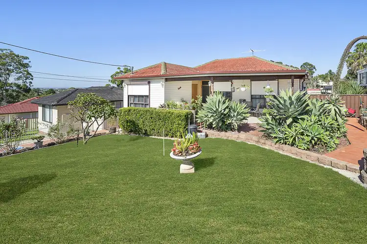 8 Nolan Place, Mount Pritchard NSW 2170