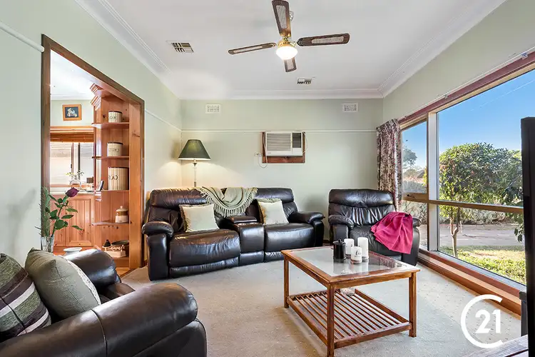 Second view of Homely house listing, 10 Poplar Street, Echuca VIC 3564