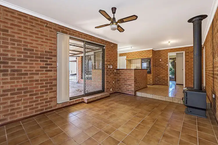 Sixth view of Homely house listing, 7 Fordred Place, Parmelia WA 6167