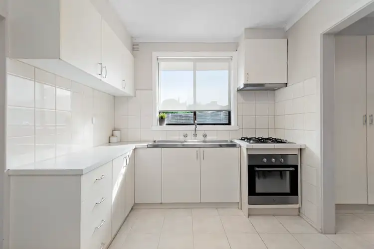 Third view of Homely unit listing, 2/9-11 York Street, Bonbeach VIC 3196