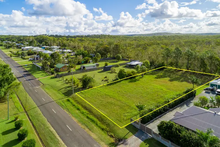 52 Endeavour drive, Cooloola Cove QLD 4580