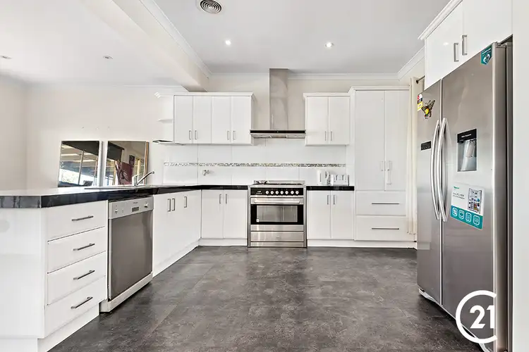 Second view of Homely house listing, 21 Mitchell Street, Echuca VIC 3564