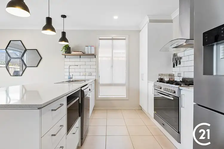 Fifth view of Homely house listing, 33 Cherrington Avenue, Officer VIC 3809
