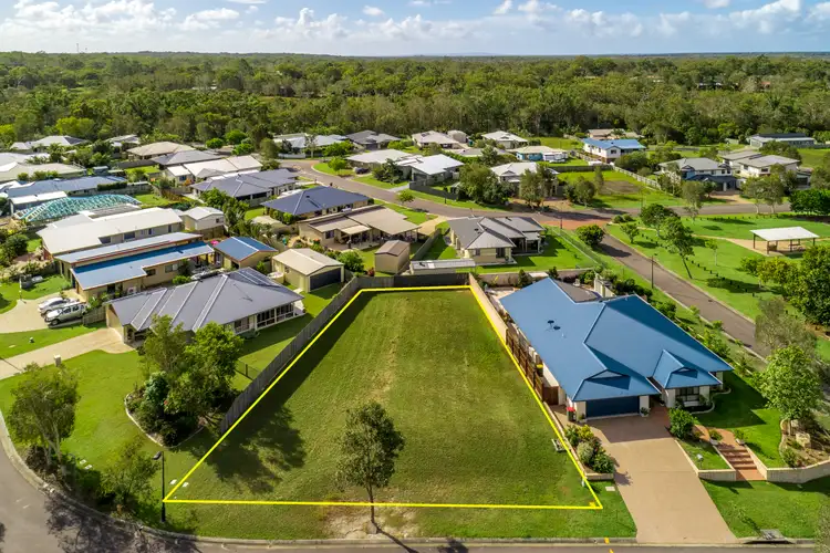 17 Lomandra Avenue, Cooloola Cove QLD 4580