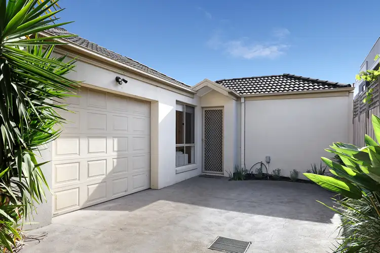 Main view of Homely unit listing, 3/13 Bleazby Street, Bentleigh VIC 3204