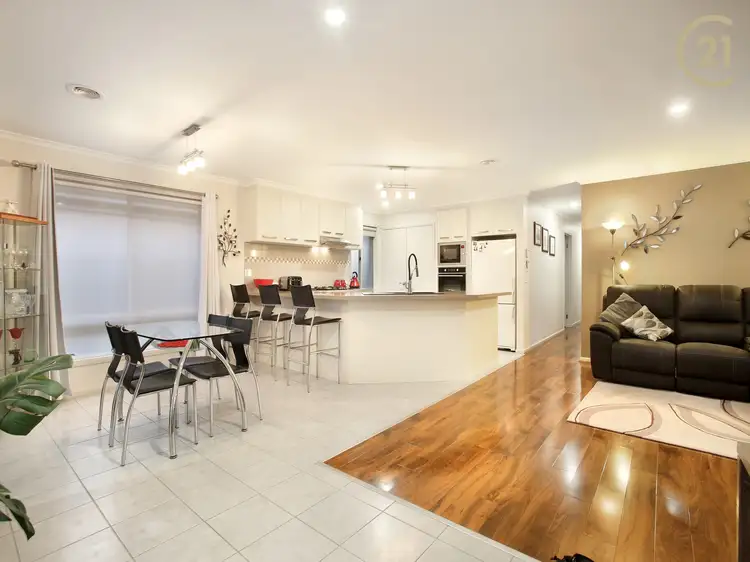Third view of Homely house listing, 6 Birch Court, Pakenham VIC 3810