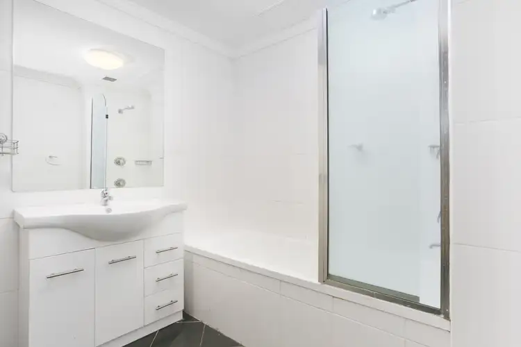 Sixth view of Homely apartment listing, 171/298 Sussex St, Sydney NSW 2000