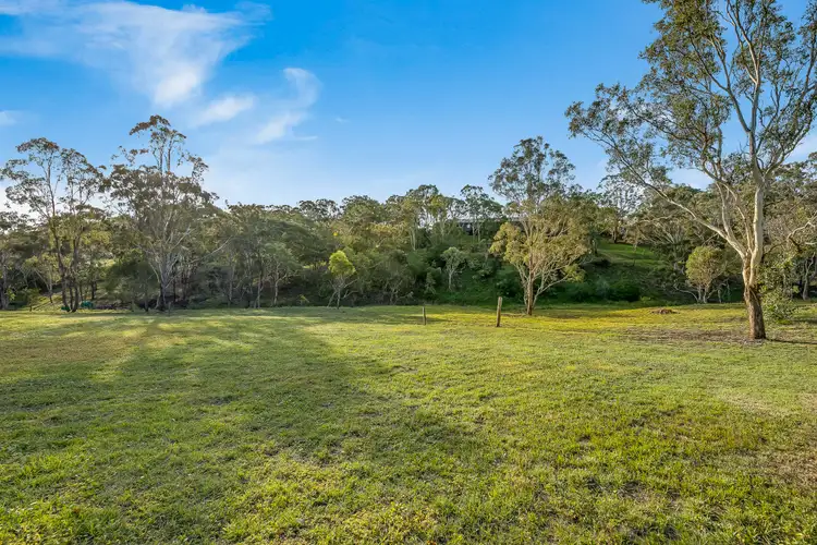 3 Echidna Crescent, Top Camp QLD 4350