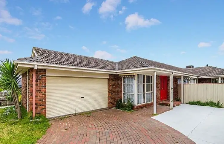 86 Waverley Park  Drive, Cranbourne North VIC 3977