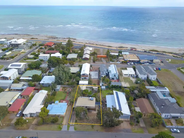 30 Whinnerah Avenue, Aldinga Beach SA 5173