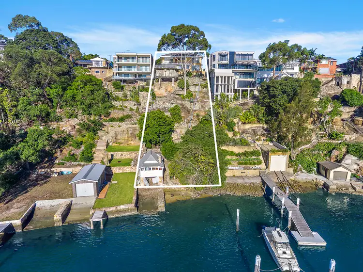 211 Stuart Street, Blakehurst NSW 2221