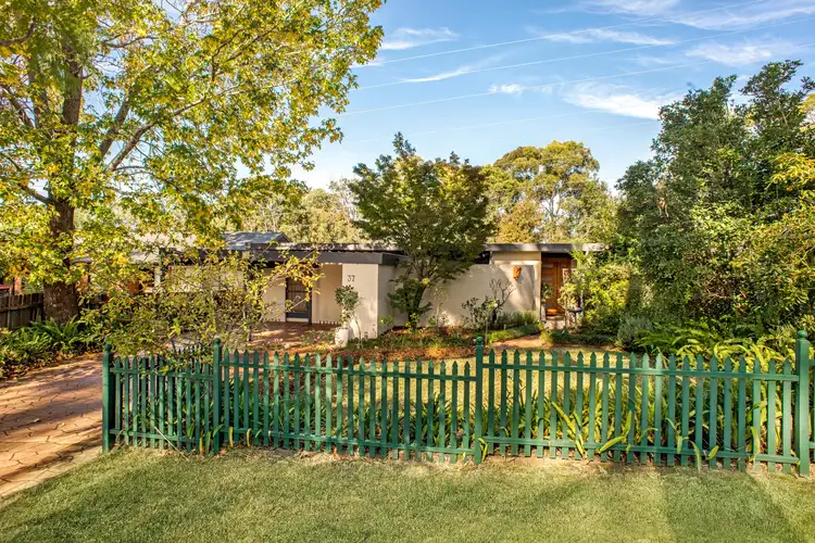37 Bunbinla Avenue, Mount Riverview NSW 2774