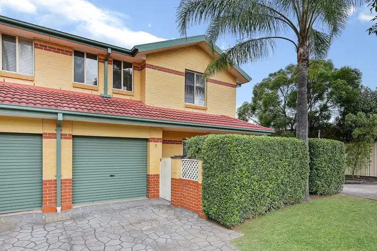 2/161 Targo Road, Girraween NSW 2145