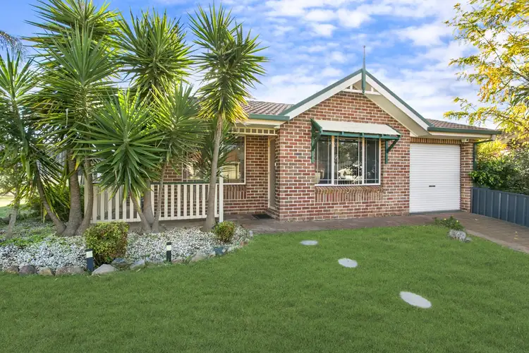 15 Gardiner St, Minto NSW 2566