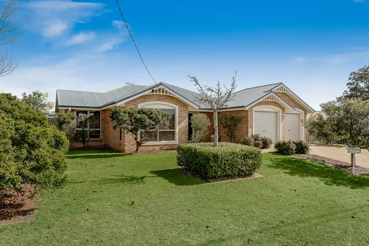 349 Ramsay Street, Middle Ridge QLD 4350