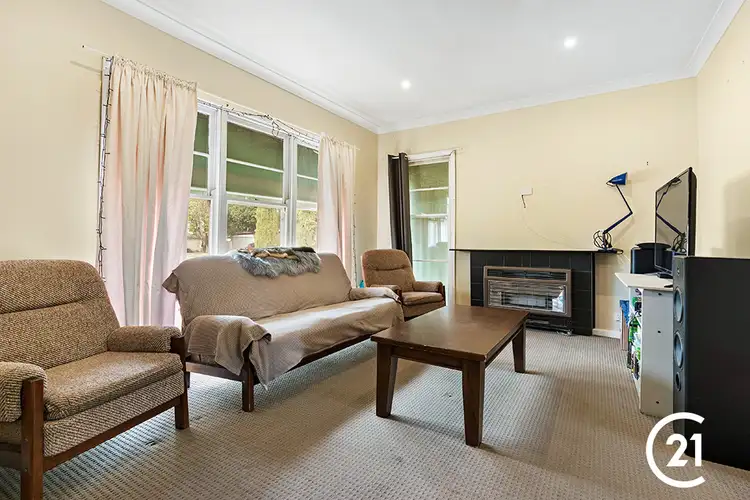 Second view of Homely house listing, 6 Eddy Court, Echuca VIC 3564