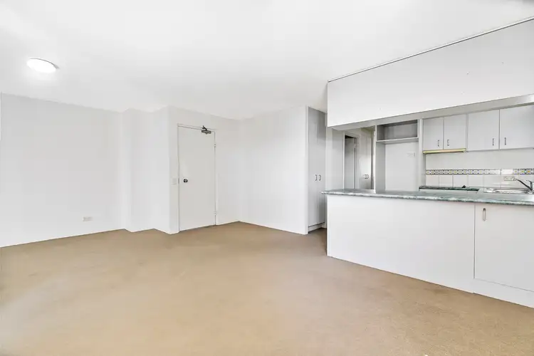 Fifth view of Homely unit listing, 6/140 Duporth Avenue, Maroochydore QLD 4558