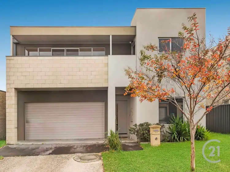 Main view of Homely house listing, 58 Edgeware Close, Pakenham VIC 3810