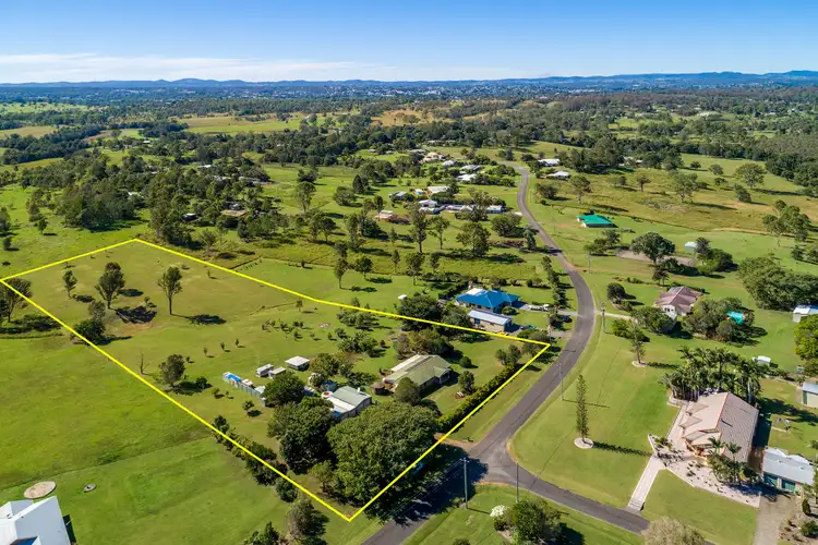 102 Silky Oak Drive, Nahrunda QLD 4570