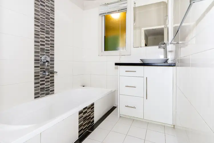 Seventh view of Homely house listing, 10 Jindee Street, Carey Park WA 6230