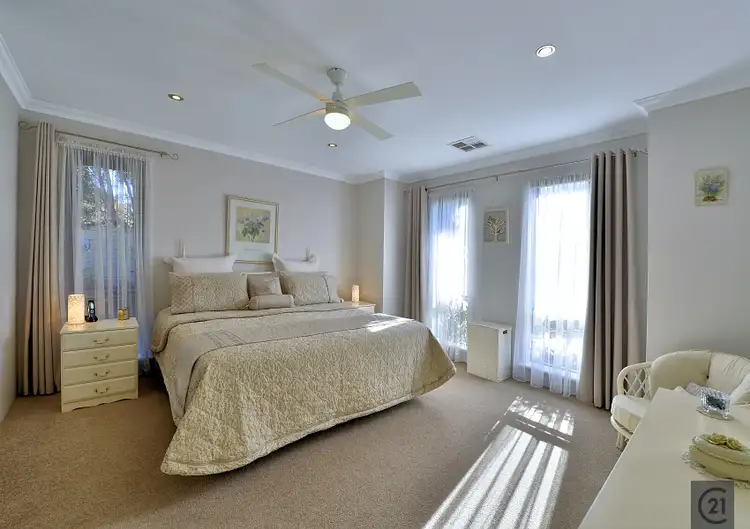 Fifth view of Homely house listing, 1 Crathes Court, Erskine WA 6210