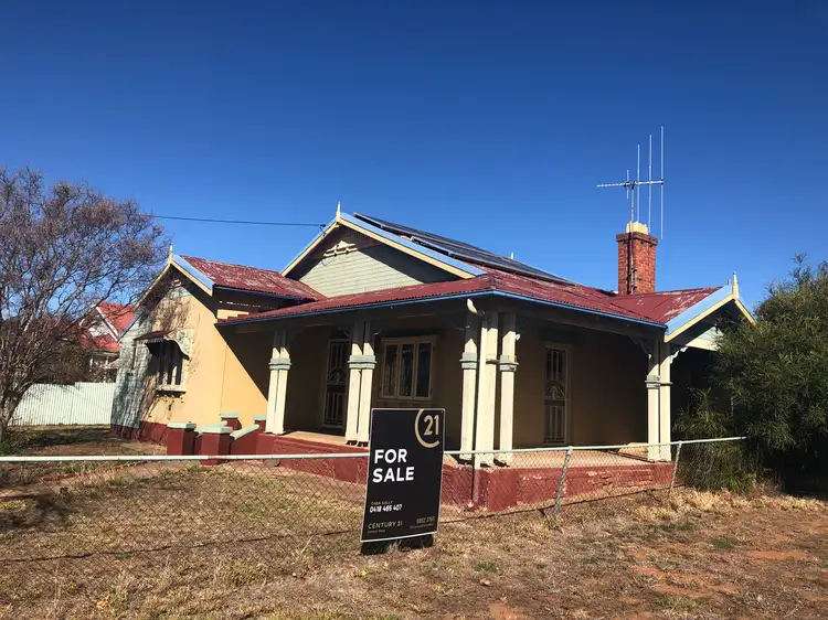 72 Union Street, Forbes NSW 2871