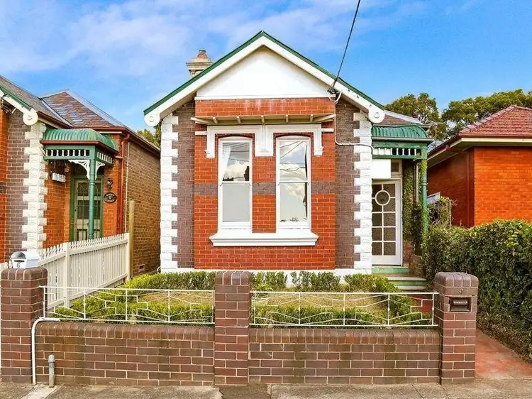 6 Wyalong Street, Burwood NSW 2134
