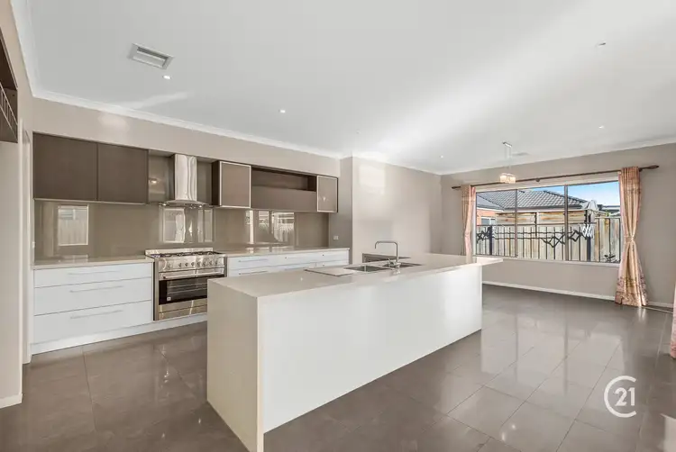 Seventh view of Homely house listing, 22 Pasadena Circuit, Point Cook VIC 3030