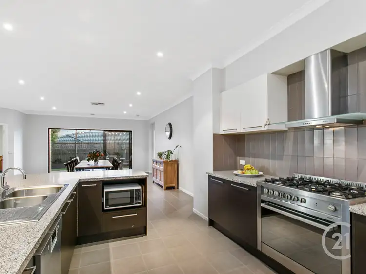 Fifth view of Homely house listing, 23 Murchison Link, Pakenham VIC 3810