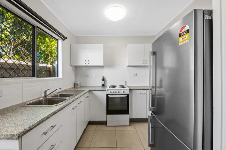 Sixth view of Homely semi-detached listing, 2/9 Hankinson Street, Golden Beach QLD 4551