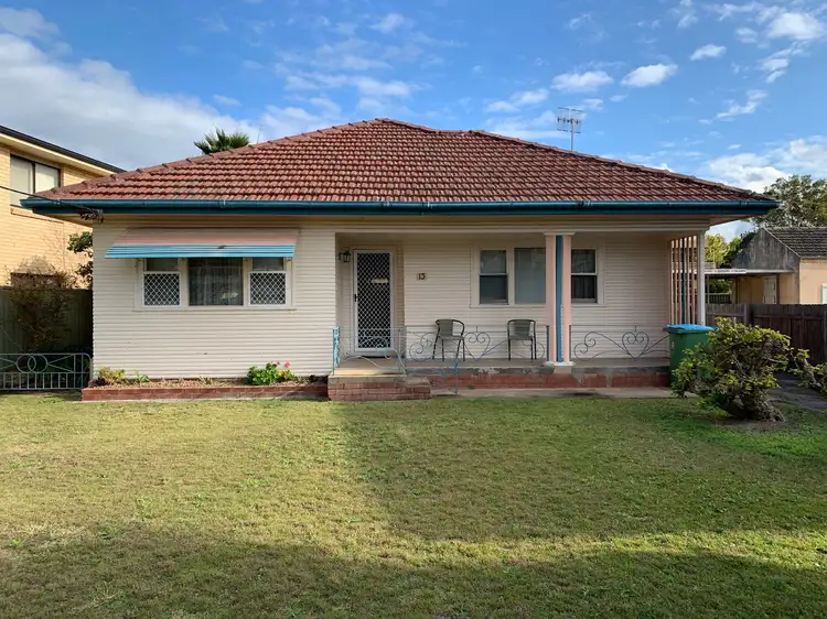 13 Dening Street