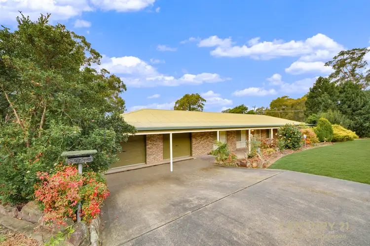 1 Booker Rd, Hawkesbury Heights NSW 2777