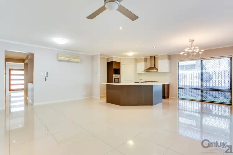 22 Sandalwood Street, Heathwood QLD 4110