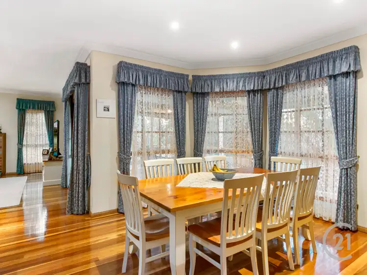 Sixth view of Homely house listing, 11 Overland Rise, Pakenham VIC 3810