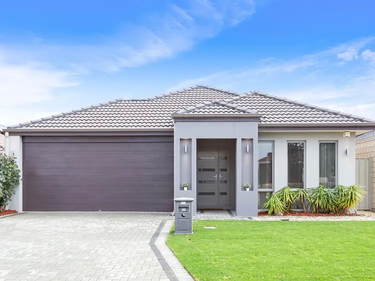 Second view of Homely house listing, 39 Serisier Parkway, Queens Park WA 6107