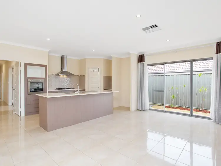 Seventh view of Homely house listing, 39 Serisier Parkway, Queens Park WA 6107