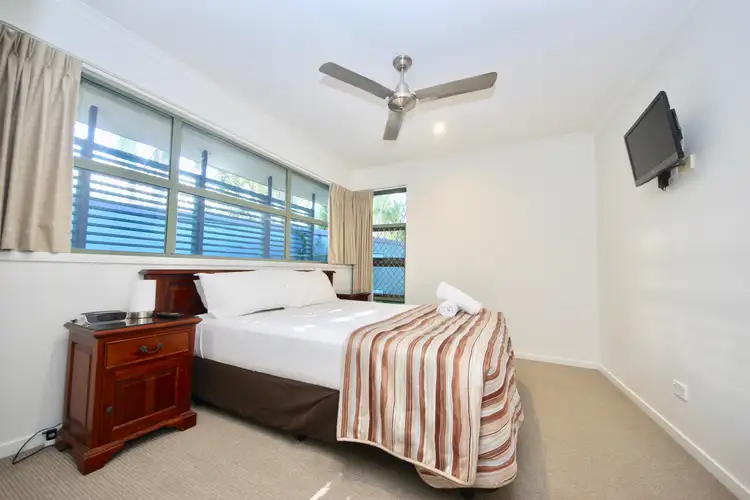 Fifth view of Homely apartment listing, 10 Alexandra Avenue, Mermaid Beach QLD 4218