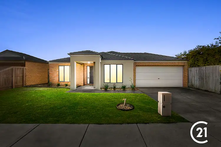 27 Syme Road, Pakenham VIC 3810
