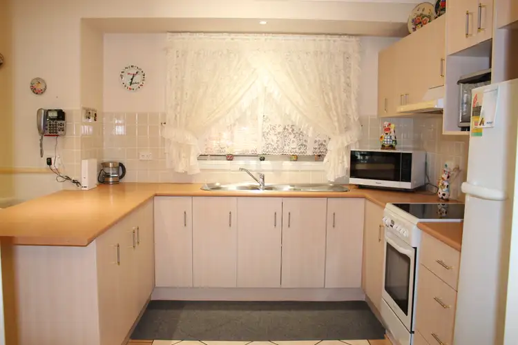 Second view of Homely house listing, 3/30 Grenfell Street, Forbes NSW 2871