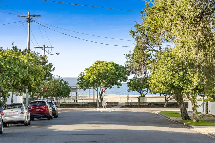 Sixth view of Homely unit listing, 1 of 97 Akonna Street, Wynnum QLD 4178