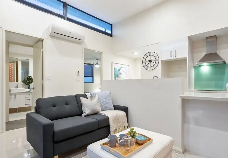 8/33 Windsor Street, Perth WA 6000