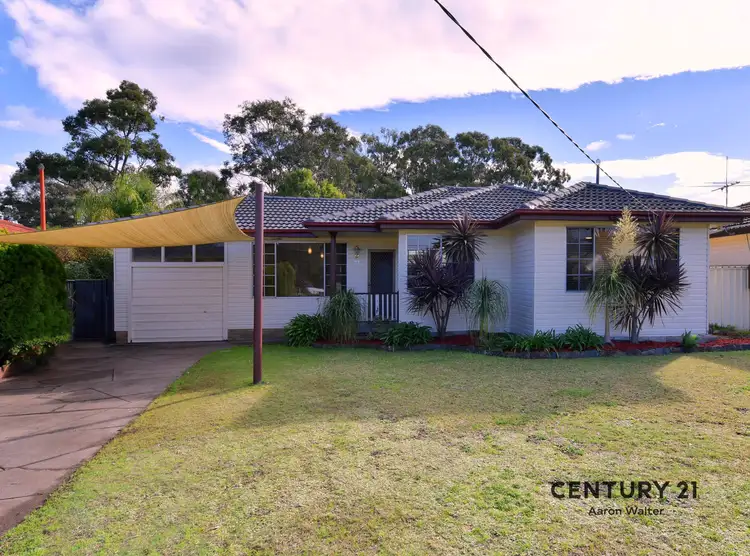 Main view of Homely house listing, 33 Raggatt Crescent, Edgeworth NSW 2285