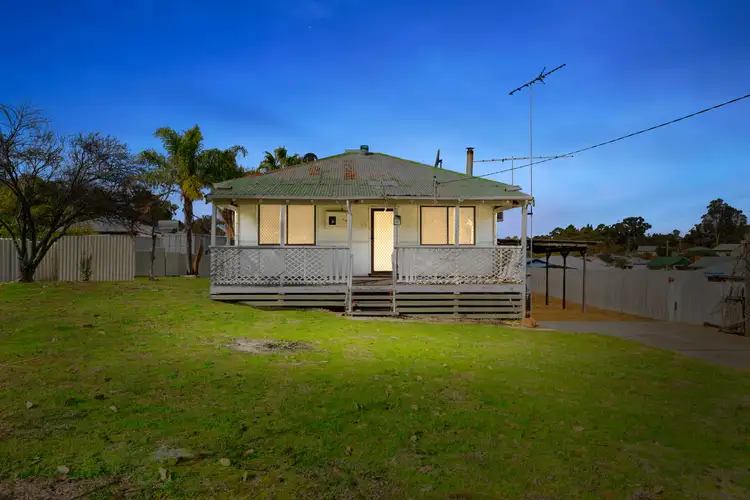 4 Bickerton Street, Collie WA 6225