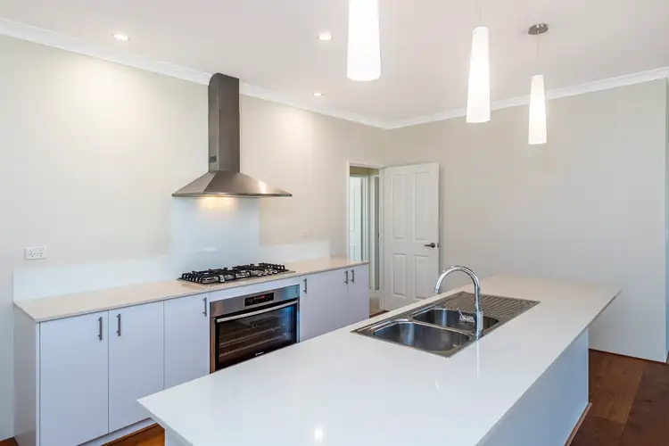 Sixth view of Homely house listing, 32 Sunset Circle, Pinjarra WA 6208